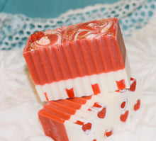 Load image into Gallery viewer, Berry my Valentine ❤️